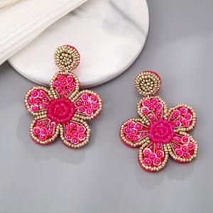 Último estilo TIGER Rhinestones Seed Beads bordado personalizado letra nombre pendientes diseño personalizado para niñas JAVED HANDICKTS modelo - Product Image 3