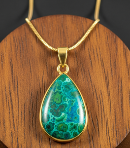 Pendentif en chrysocolle en forme de larme sur chaîne en argent sterling 925, collier délicat en pierres précieuses pour un usage quotidien - Product Image 1