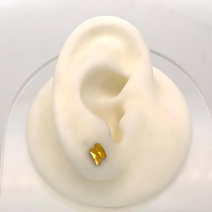 ต่างหูสตั๊ดสไตล์สเปนอินเทรนด์ 14k ทองเหลืองประทับตราเครื่องประดับชั้นดีสําหรับผู้หญิง - Product Image 2