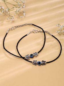 Tobillera de Plata con Cuentas Negras, Mariposa y Ojo Turco para Mujer, Joyería para el Pie - Product Image 1