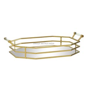 Plateau de service ovale en or luxueux avec finition texturée unique et design élégant, parfait pour présenter des objets décoratifs - Product Image 4