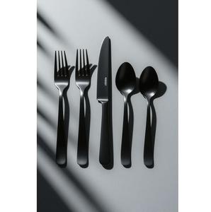 Couverts en acier inoxydable finis en cuivre, conçus pour rendre chaque repas grandiose, élégant et intemporel - Product Image 6