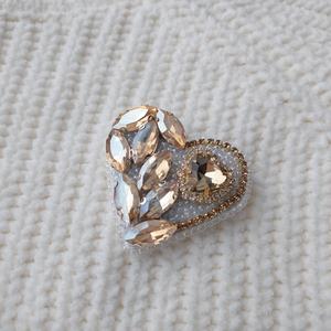 Broches perlées Broche de designer faite à la main. Accessoires de haute qualité. Broche design unique. Baby shower meilleur cadeau. - Product Image 2