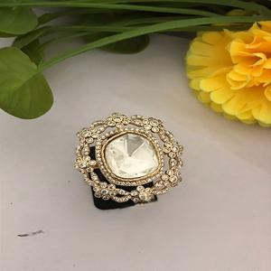 Elegante anillo elegante ajustable Kundan Real chapado en oro de alta calidad para la función y la colección de ropa de boda para mujeres - Product Image 1