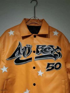 แจ็คเก็ตวาร์ซิตี้บอมเบอร์กันลมสไตล์สตรีทแวร์สำหรับฤดูหนาว ทำจากผ้าขนสัตว์อย่างดี เหมาะสำหรับนักเรียน นักศึกษา และผู้ชาย พร้อมบริการปักลายตามสั่ง - Product Image 6