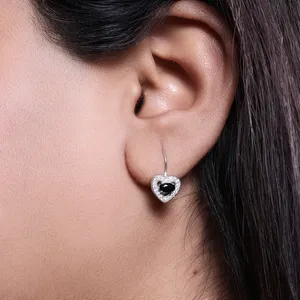 Boucles d'oreilles pendantes tendance en argent sterling 925 avec pierres précieuses noires en forme de poire pour femmes - Product Image 3