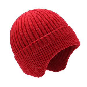 Bonnet d'hiver chaud de haute qualité, best-seller, fabrication OEM, impression et broderie, bonnet uni en acrylique jacquard, en vente - Product Image 1