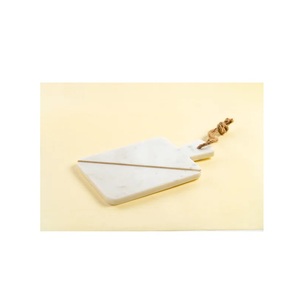 เขียงลายหินอ่อนสำหรับงานปาร์ตี้ปรับขนาดได้ใช้สีขาวและงานหัตถกรรมจากธรรมชาติ - Product Image 3