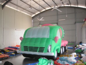 Camion gonflable électrique avec bouteille de lait pour la publicité de marque, type ballon, utilisant une pompe à air - Product Image 4