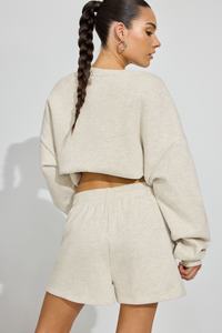 100% algodón de primera calidad Sudadera de cuello redondo conjunto de chándal verano 2 piezas conjunto de mujer de gran tamaño chándal y pantalones cortos conjunto - Product Image 2