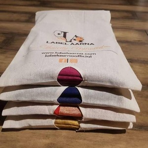 Etiquette Aarna Premium Cotton Bag avec Kaftan Dress Clothing Gift Set packaging gift bag - Product Image 4