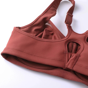 Soutien-gorge de sport personnalisé en nylon spandex pour femmes adultes à séchage rapide pour femmes et dames en vente maintenant - Product Image 5