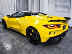 2025 Chev rolet Co rvette E-Ray 3LZ - Product Image 2