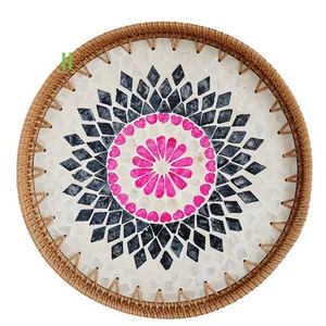 Vente en gros plateau décoratif en rotin plateau de service écologique motif végétal design personnalisé HNH usine OEM plateau en nacre - Product Image 6