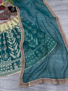 Lehenga คอลเลกชันงานแต่งงานดีไซเนอร์ล่าสุดที่สวยงาม - Product Image 6