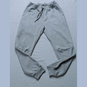 Chándales de Alta Calidad con Diseño Personalizado y Logotipo, Chándales Deportivos Holgados y Transpirables para Hombre, Venta al por Mayor OEM - Product Image 3