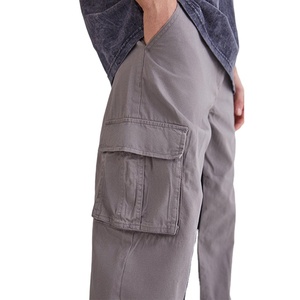 กางเกงคาร์โก้ทรงหลวม ปี 2026 ผลิตจากโพลีเอสเตอร์ 100% ระบายอากาศได้ดี น้ำหนักปานกลาง ไซส์ใหญ่ ทรงปกติ มีกระเป๋าหลายช่อง เป็นมิตรต่อสิ่งแวดล้อม เหมาะสำหรับใส่ลำลอง - Product Image 4