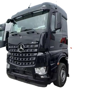 Camión Chasis Cabina 6x4 Usado 2024 Diésel Euro V Transmisión Automática Volante a la Izquierda Asientos de Cuero Neumáticos R20 OEM 1 Año de Garantía Color Oscuro - Product Image 1