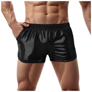 Ropa interior sexy para hombre, novedad de 2025, pantalones cortos de cuero brillante, pantalones cortos de playa brillantes de tres colores con cintura elástica informal para hombre, pantalones cortos de gimnasio - Product Image 3
