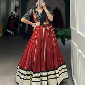 Dernier créateur Pure Chanderi Soie Broderie Patti Lehenga Choli FabZone Haute Qualité Robe Ethnique Adulte Fête Spéciale - Product Image 1