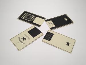 Étiquette volante personnalisée à impression offset Étiquette pivotante de poids lourd Billet fabriqué sur carte en papier recyclé écologique pour les marques de vêtements de sport - Product Image 3