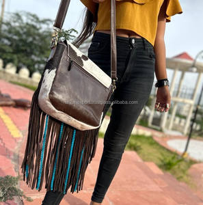 Nouveau Style occidental cheveux sur cacher fourrure cuir perles sac à franges haute qualité Boho femmes cuir Turquoise pierre taille idéale sac à main - Product Image 5