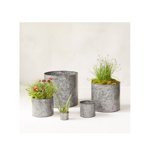 Stylish <b>Hanging</b> Tin planter Metal <b>Hanging</b> Planter Metal Planter <b>Hanging</b> Galvanized Metal Vertical <b>Garden</b> Wall Mounted - Product Image 4