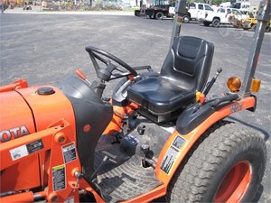   TRACTOR B2320 EN VENTA - Product Image 5