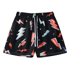 Shorts en mesh double couche de haute qualité, respirants et à séchage rapide, pour hommes et femmes, personnalisables par sublimation, pour la gym et le basketball. - Product Image 3
