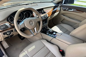 Mercedes-Benz CLS 63 AMG 2012 - Product Image 6