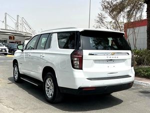 USATO 2023 Chevrolet Tahoe LS Specifiche GCC SUV 8 Posti 4000+cc Benzina 8 Cilindri 4WD Guida a Sinistra Trasmissione Automatica - Product Image 6