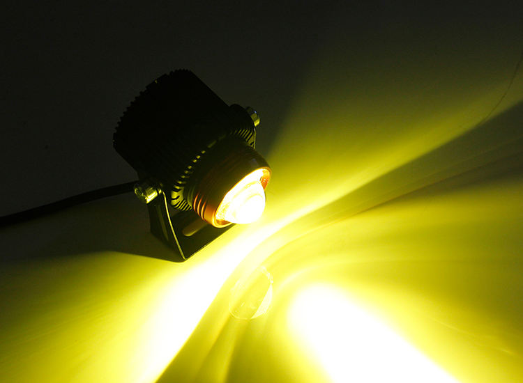 สีเหลือง