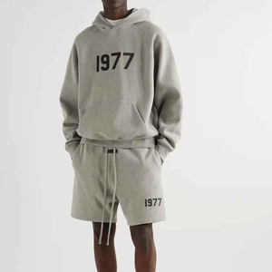 Vêtements pour hommes avec logo personnalisé Vêtements de rue vierges Jogger et short en polaire Sweatshirts à capuche pour hommes Ensemble de deux pièces Ensemble de shorts - Product Image 1