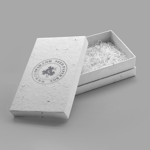 Beautiful white packaging box textured recyclable exquisite cosmetics manufacturer seed paper planting box