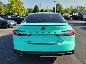 Berline à essence de taille moyenne 2025, transmission automatique, finition sport, 4 portes, 5 places, nouveau modèle de véhicule - Product Image 6