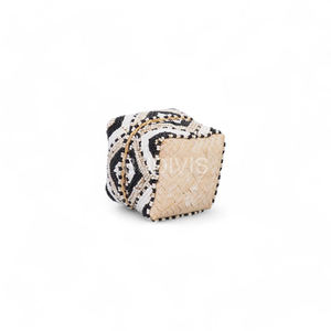 Vente en gros Budivis JBB005 boîte à bijoux perlée de luxe 10x10cm forme carrée options de couleur personnalisées stockage à la main de haute qualité - Product Image 3