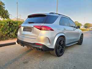 Meilleur véhicule d'occasion fiable Mercedes-Benz <span class=keywords><strong>GLE</strong></span> <span class=keywords><strong>63</strong></span> S <span class=keywords><strong>2022</strong></span>, modèle <span class=keywords><strong>2022</strong></span>, spécifications GCC, couleur argent, bien entretenu et prêt à rouler - Product Image 5