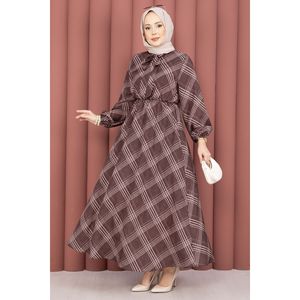 Modest Style <b>Brown</b> Chiffon Hijab Dress Plaid Pattern Breathable Fabric Bow Neckline Natural Gathered Waist Wrap <b>Tie</b> Detail - Product Image 4