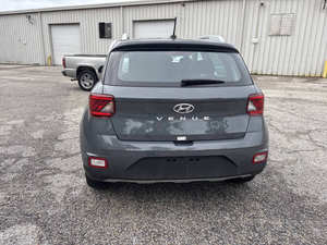 Hyundai Venue SEL Usado de 2024 - Product Image 6