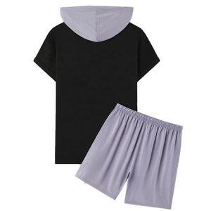 ชุดเซ็ตเสื้อฮู้ดดี้ลำลองผู้ชายแบบมีฮู้ด สีบล็อก สำหรับฤดูหนาว พร้อมกางเกงขาสั้น ผ้าคอตตอน/โพลีเอสเตอร์ 100% แห้งเร็ว รับผลิตตามแบบ OEM สีตามสั่ง - Product Image 6