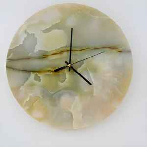 Reloj de Pared de Ónix Verde Hecho a Mano, Decoración de Piedra Moderna y Minimalista, Decoración Única de Lujo para el Hogar, Oficina, Sala de Estar - Product Image 5