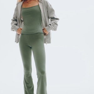 Pantalon extensible doux sans couture Super entraînement de gymnastique, fitness, course et séances de yoga - Product Image 2