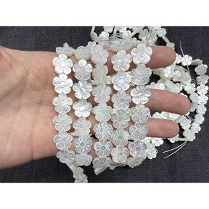 Cuentas Sueltas de Concha en Forma de Flor - Product Image 3