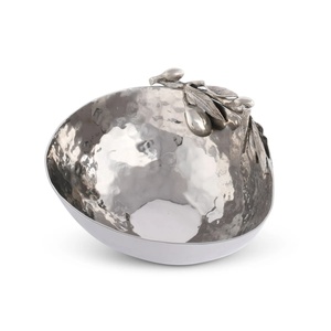 ชามเสิร์ฟอาหารอลูมิเนียมตอกด้วยการออกแบบเป็นรูปใบไม้ทำจากโลหะสีเงินดีไซน์หรูหรา - Product Image 1