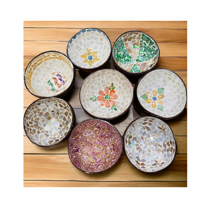 Cuenco de cáscara de coco nácar de Vietnam de alta calidad, piel exterior pulida Natural, vajilla desechable a buen precio - Product Image 5