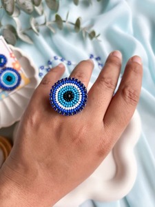 Bagues en perles de verre colorées personnalisées de qualité à l'exportation Bijoux de mode réglables pour filles disponibles au prix d'exportation - Product Image 4