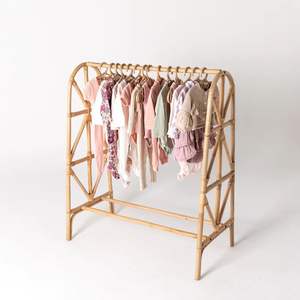 Sisu artisanat écologique rotin naturel rail de suspension pour bébé meilleur prix Design moderne chambre cintre en tissu berceaux pour enfants fabriqués - Product Image 1
