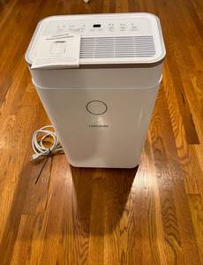 Déshumidificateur compact en plastique blanc avec réservoir de 5 L, contrôle par application, 50-69,9 pintes/24h, alimentation solaire/électrique, usage domestique - Product Image 5