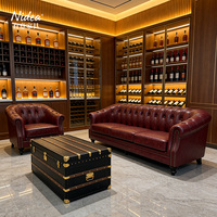 Klassisches braunes Leder-Chesterfield-Sofa mit 1, 2 oder 3 Sitzen, luxuriöses getuftetes Sofa mit abgerundeten Armlehnen und Nagelkopfverzierung für das Wohnzimmer