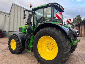 Tracteur agricole utilitaire 4x4 John Deere 6250R d'occasion |   Tracteur agricole JD à vendre - Product Image 4